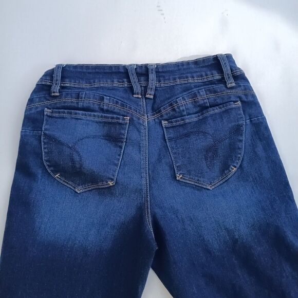 YMI Royalty WannaBettaButt Skinny Jeans-Size 4-Distressed-Contouring-Booty Lift - Picture 7 of 10